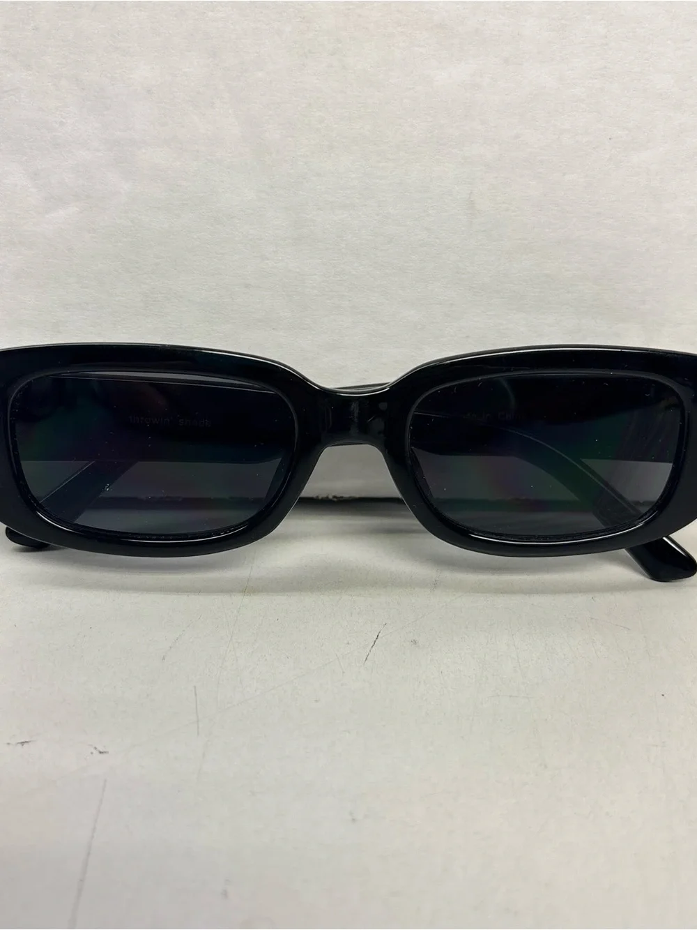 NWOT Throwin’ Shade Black Retro Tinted Sunglasses